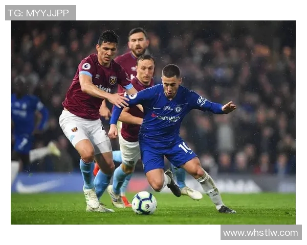 足球明星感染肺炎引发关注球迷们为其健康祈祷与祝福 足球明星感染肺炎引发关注球迷们为其健康祈祷与祝福