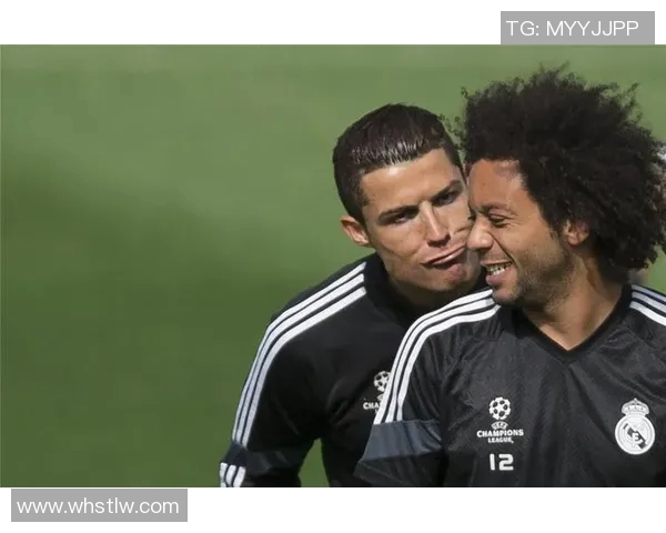 足球明星夫妻甜蜜瞬间大合集精彩图片分享